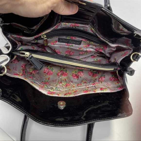 Betsey Johnson Black White Striped Purse Bow Rare Y2K EUC Chic Glam - Picture 6 of 12